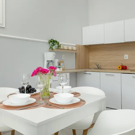 Seaside Butikowe Ii 200m Od Plazy דירה גרצי'יבובו