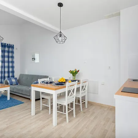 Seaside Butikowe Ii 200m Od Plazy