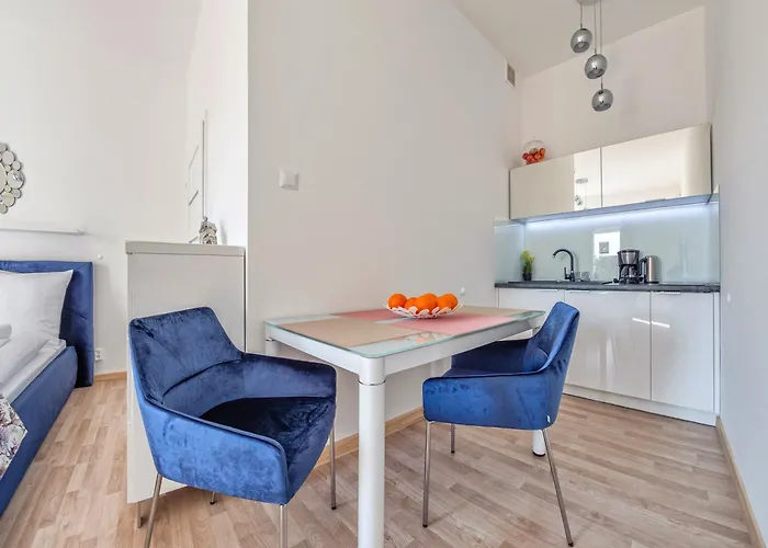 Seaside Butikowe Ii 200m Od Plazy グジボボ